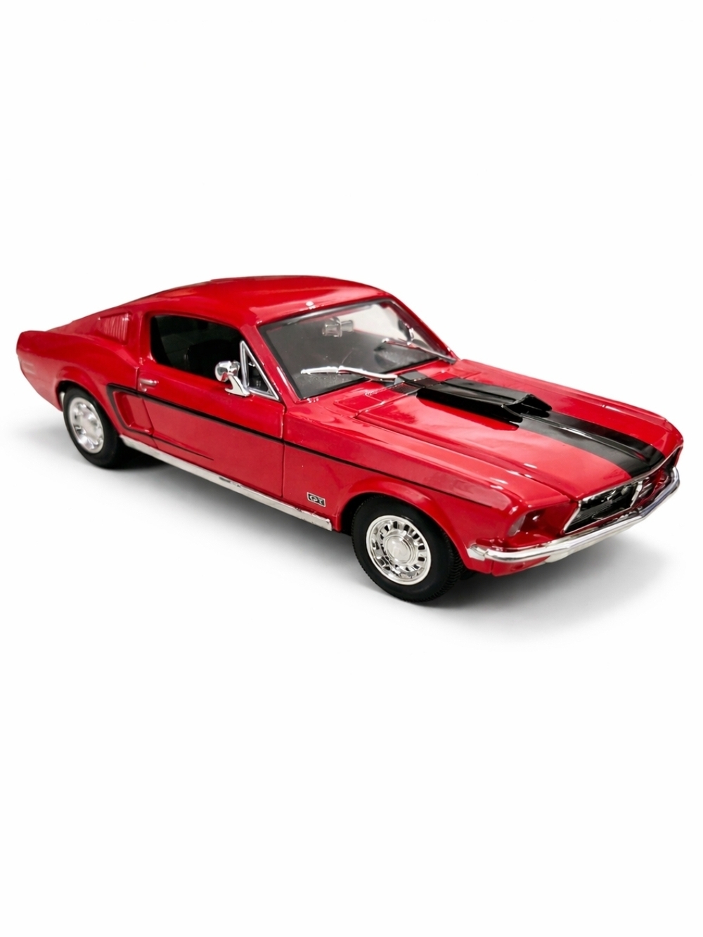 1968 Ford Mustang GT 1:18 Diecast Car Red Maisto Classic Muscle